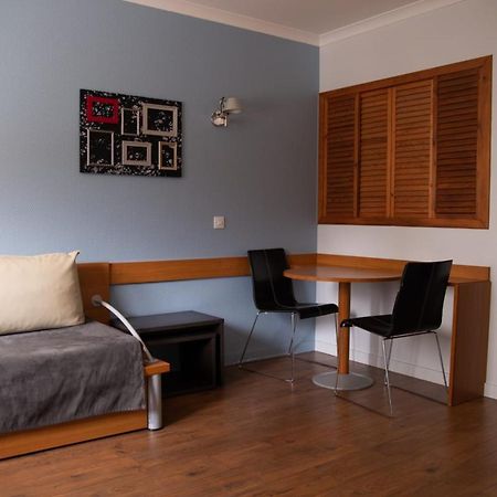 Confortable Apartment Near Porte De Versailles Issy-les-Moulineaux Kültér fotó